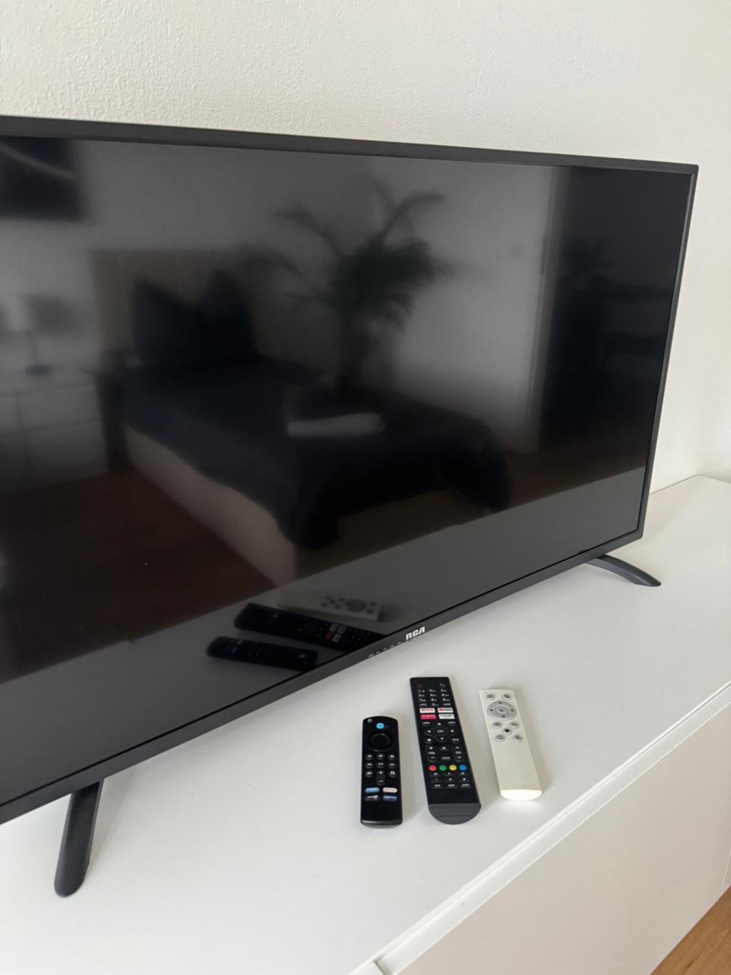 Monteur-& Ferienwohnung Eichmann ドレスデン エクステリア 写真